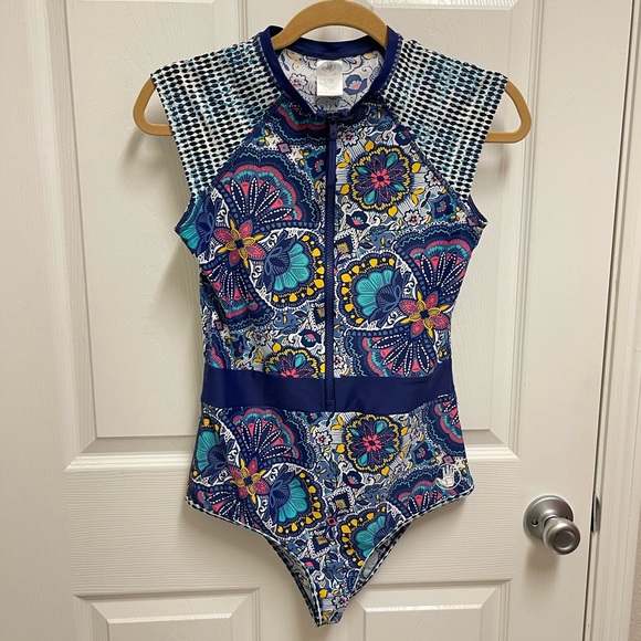 Body Glove Swim Body Glove One Piece Swimsuit Poshmark